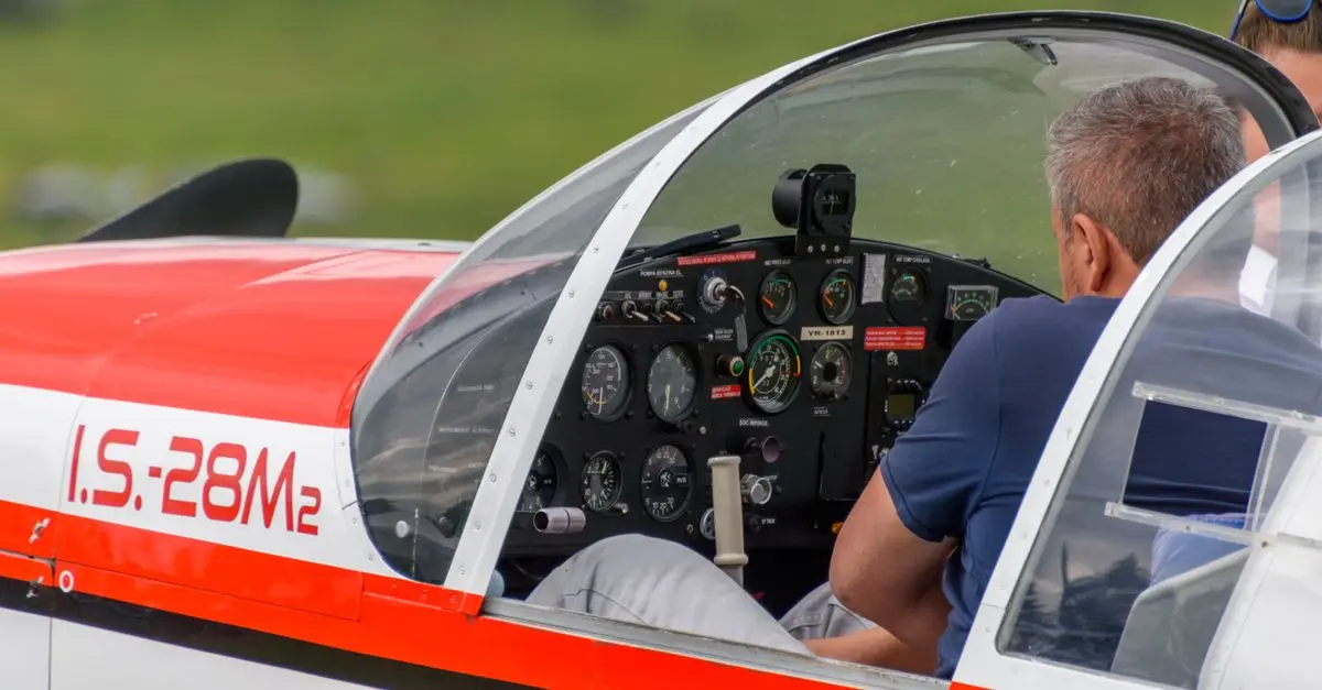 How to Choose the Right Flight School for Your Pilot Training